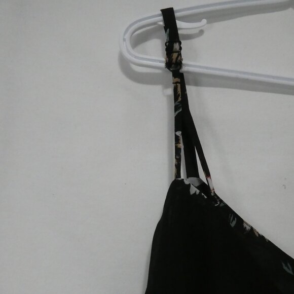 TORRID | size 2 | Black Floral Cami Top With Spaghetti Straps - Picture 3 of 15